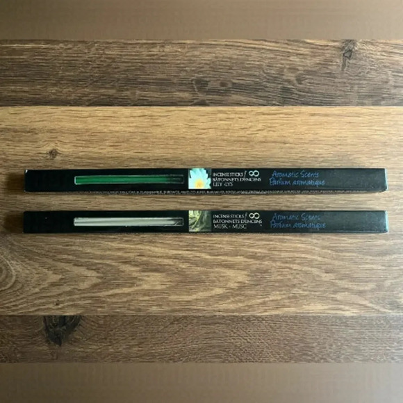 FREE Incense Stick Bundle - Musk and Lily scent - Picture 1 of 4